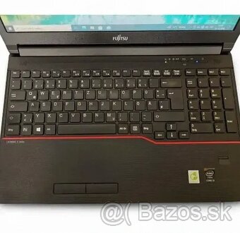 Fujitsu LifeBook E554 - 5