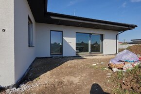 4 izbová NOVOSTAVA rodinného domu Bungalov, 504 m2 pozemok - 5