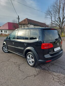 TOURAN CROSS  2.0TDI 103KW ...2012... SK ŠPZ - 5