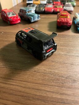 HOT WHEELS & MATCHBOX MODELY - 5