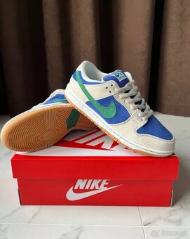 Nike SB Dunk Hyper Royal Malachite - 5