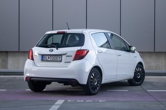 Toyota Yaris 1.5 Hybrid Active e-CVT - 5