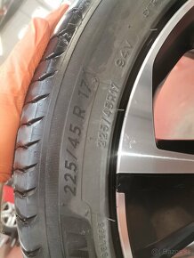 Michelin Primacy 4 225/45 R17 letné + disk - 5