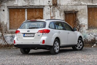 Subaru Outback 2.0 D Comfort - 5