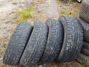 NOKIAN 255/70/r18 - 5