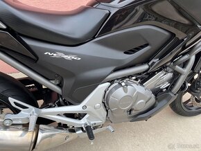 Honda NC700X rok 2012, 49000km, 35KW  1 rok záruka, - 5