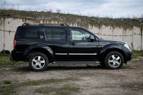 NISSAN PATHFINDER V6 3.0dci - 5