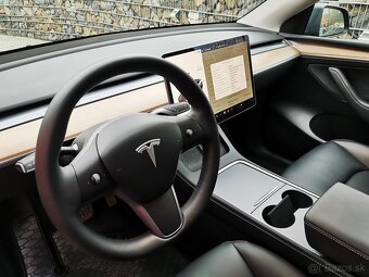 Tesla model Y long range, autopilot - 5