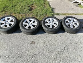 Predám Hyundai disky s pneu 235/60 R18 - 5