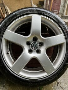 Alu kolesá VW EVOLO 5x100 R17 na letných gumách - 5