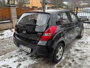 Hyundai i20 1.2 benzin 2011 PLNE POJAZDNÉ - 5