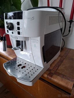 DeLonghi Magnifica S - 5