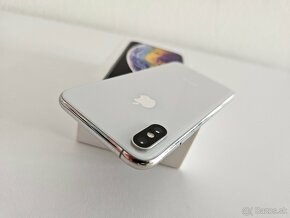 Apple iPhone Xs 100% batéria - 5