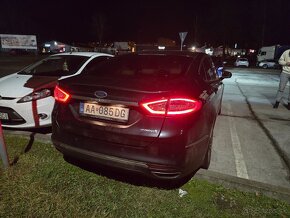 Ford Mondeo Hybrid najvyššia výbava - 5