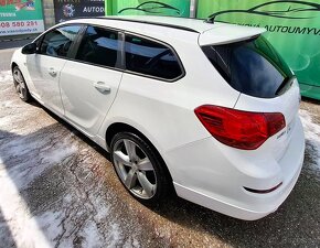 Opel Astra ST - 5