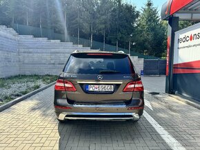 Mercedes Benz ML 350 BLUETEC - 5