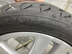 Volkswagen 17” originálne kolesá + 225/45 R17 - 5