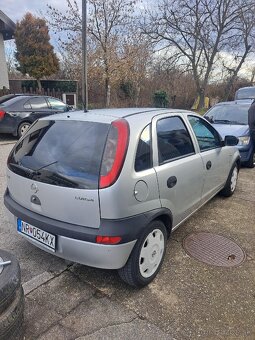 Opel corsa 1.0 - 5