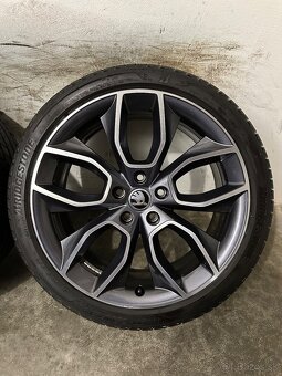 Letná sada Škoda Manaslu 5x112 R19 , 225/40/19 - Octavia IV - 5