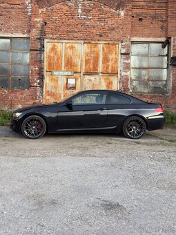 Bmw e92 330xd manual - 5