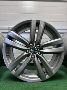 VW Kansas 5x112 R18 orig. - 5