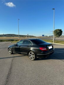 Mercedes Benz C Klasse 200 BENZÍN 135kw 2012 - 5