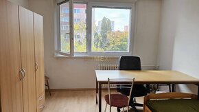 Predaj 4 izbový byt s lodžiou, Medveďovej ulica, Bratislava  - 5