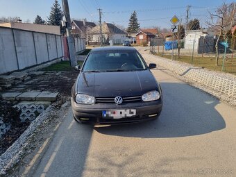 Volksvagen golf 4 1.6 74kW - 5