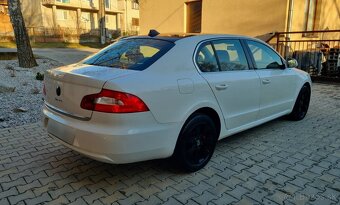 Škoda Superb II 2.0TDi 103Kw DSG R.v.2010 - 5