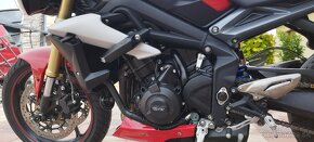 Triumph Street Triple 675 - 5