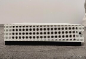 Xbox One S 1TB - 5