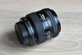 Nikon AF 28-70 f/3.5-4.5D pre SLR a DSLR - 5