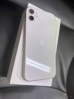 iPhone 11 64GB White - 5