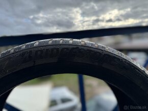 255/40R21 Bridgestone blizzak zimne - 5