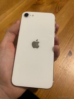 iPhone SE (2020) - 5