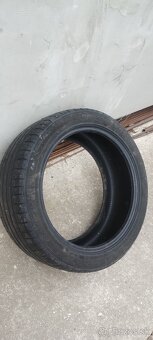 225/45R17 - 5