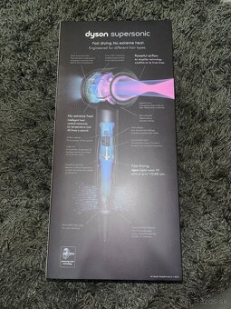 Dyson hd 08 - 5