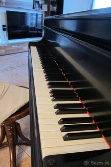 STEINWAY & SONS - O 180 - 5