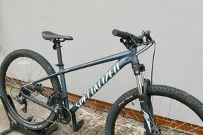 Predám horský bicykel SPECIALIZED Rockhopper 29  M - 5