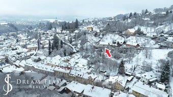 Tradičný dom s pozemkom 800m2 centrum Banská Štiavnica - 5