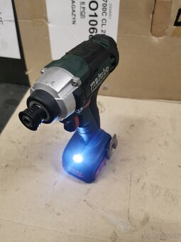 Metabo razovy utahovak 12v - 5