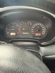 SEAT Toledo 1.9tdi - 5