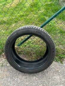 Michelin 245/40 R 19 letne - 5