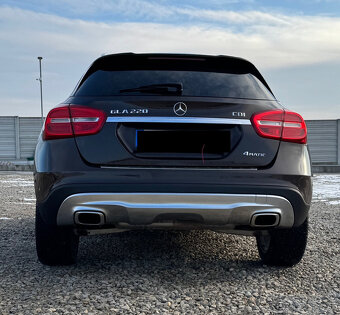 Mercedes-Benz GLA 220 d 4MATIC A/T - 5