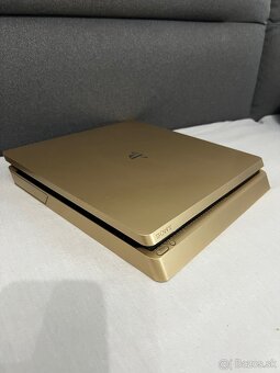 Playstation 4 GOLD 500GB - 5