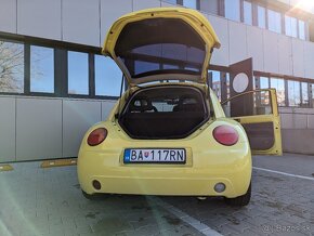 VW New Beetle 2.0 - 5