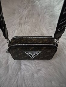 kabelka Guess crossbody hnedočierna - 5