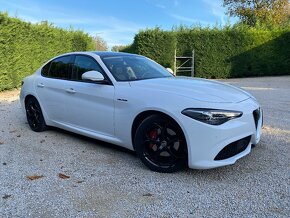 Alfa Romeo Giulia 2.2 Diesel 210 AT AWD Veloce - 5