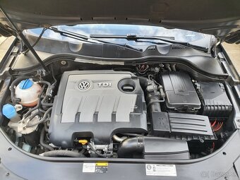 Predám VW PASSAT B7 Variant 1,6 tdi - 5