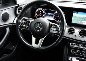 Mercedes-Benz Třídy E 220d 4MATIC N.TOP LED CARPLAY 143 kw - 5